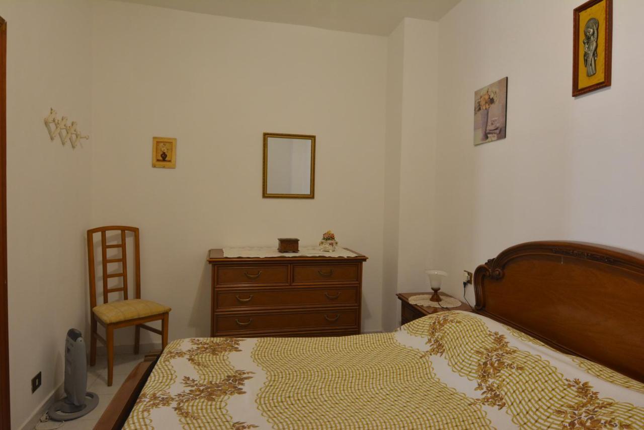 Casa Vacanze I Girasoli إيغليزياس المظهر الخارجي الصورة